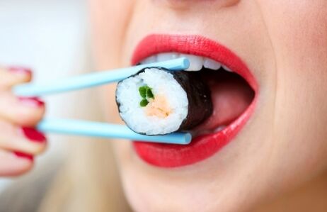 V nabídce japonské stravy chybí exotické sushi, všechny produkty jsou jednoduché a známé. 